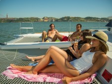 Festa de Despedida de Solteiro em Catamaran no rio Tejo