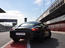 Conduzir um Porsche Boxster | 1 ou 2 Voltas em Circuito