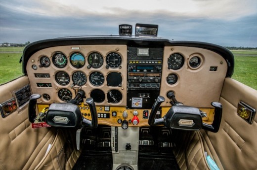 Voo de Iniciação à Pilotagem (20min) em Paris