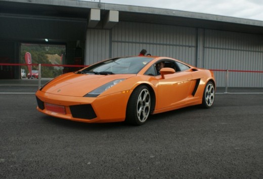 Conduzir um Lamborghini Gallardo | 4 ou 8 Voltas em Circuito