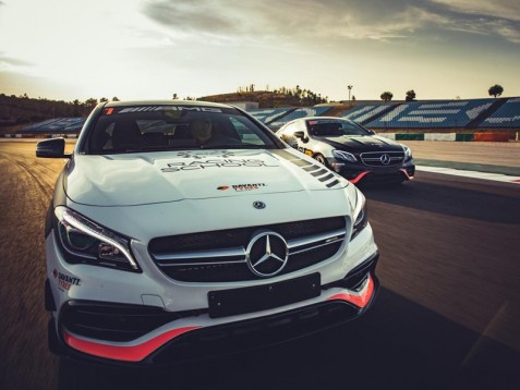 Conduzir um AMG E53 no Autódromo Internacional do Algarve