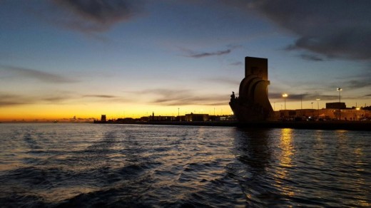 Passeio de Veleiro ao Por-do-Sol no rio Tejo p/2