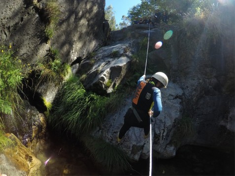 Canyoning na Ribeira de Vessadas em São Pedro do Sul