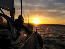 Passeio de Veleiro ao Por-do-Sol no rio Tejo p/2