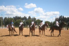 Batismo a Cavalo com Almoço p/ 2 Adultos e 1 Criança