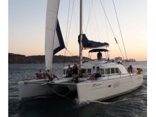 Festa Privada em Catamaran no Rio Tejo