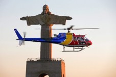 Voo em Helicóptero Privado sobre o Palácio da Pena & Cabo da Roca