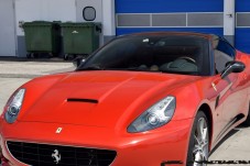 Conduzir um Ferrari California em Lisboa