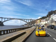 Passeio de GoCar GPS no Porto p/2 (60 min)