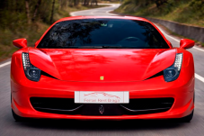 Conduzir um Ferrari 458 Italia em Estrada Aberta