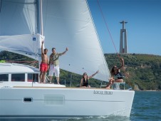 Festa de Despedida de Solteiro em Catamaran no rio Tejo