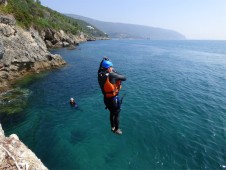 Coasteering no Portinho da Arrábida