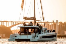 Festa de Despedida de Solteiro em Catamaran no rio Douro