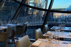 Déjeuner à la Tour Eiffel pour 2 - Menu Brasserie - Paris (75)