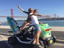 Tour Os Descobrimentos com Twizy em Lisboa (3 horas)