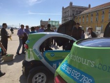 Tour da Mourisca com Twizy GPS Guia em Lisboa (90 minutos)