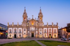 Pedido de Casamento Romântico em Braga – Noite com Violinista e Spa