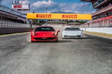 Conduzir Ferrari 488 + Lamborghini Huracán EVO num Circuito de Espanha