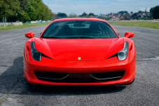 Copiloto num Ferrari 458 Itália no Circuito de Braga