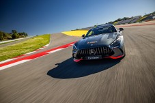 Conduzir um Mercedes AMG GT 63 3 voltas + 1 volta em co-piloto