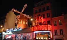 Moulin Rouge Paris com cruzeiro com jantar na Torre Eiffel