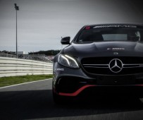 Conduzir um Mercedes AMG E53 - Top Experience 10 voltas