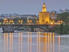 Jantar e Espetáculo de Flamenco em Sevilha – 2 pessoas