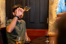 Bilhete para Tour de Tuk Tuk + Tour na Adega do vinho Porto + Cruzeiro no Douro