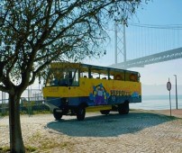 HIPPOtrip: passeio em autocarro anfíbio
