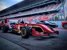 Conduzir um Fórmula 3 Ferrari | 1 ou 2 voltas em Circuito de Espanha