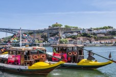 Bilhete para Tour de Tuk Tuk + Tour na Adega do vinho Porto + Cruzeiro no Douro