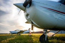 Voo de Iniciação à Pilotagem (20min) em Paris
