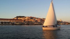 Passeio de Veleiro ao Por-do-Sol no rio Tejo p/2