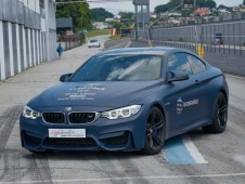 Conduzir um BMW M4 Coupé em Lisboa