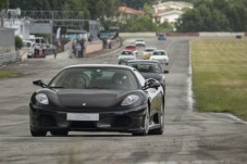 Conduzir um Ferrari F430 no Autódromo de Braga