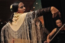 Jantar e Espetáculo de Flamenco em Sevilha – 2 pessoas
