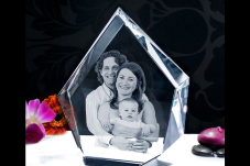 Exemplos de Prendas Originais e Personalizadas em Cristal 3D