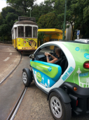 Tour Os Descobrimentos com Twizy em Lisboa (3 horas)