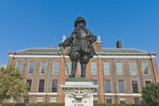 Kensington Palace Gardens Tour with Royal High Tea