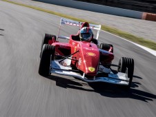 Conduzir um Fórmula 3 Ferrari | 4 ou 8 voltas em Circuito de Espanha