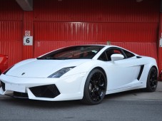 Conduzir um Lamborghini Gallardo | 3 voltas em Circuito
