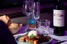 Jantar Cruzeiro VIP em Paris com Musica & champanhe p/2