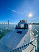 Passeio de barco ao pôr do sol em Lisboa