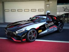 Conduzir um Mercedes AMG GT C 2 voltas + 1 volta em co-piloto