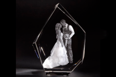 Exemplos de Prendas Originais e Personalizadas em Cristal 3D