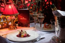 Moulin Rouge | Espetáculo + Jantar menu Toulouse-Lautrec em Paris