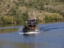 Tour no Douro entre as cidades