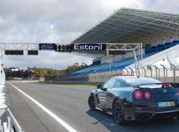 Conduzir um Carro no Circuito do Estoril